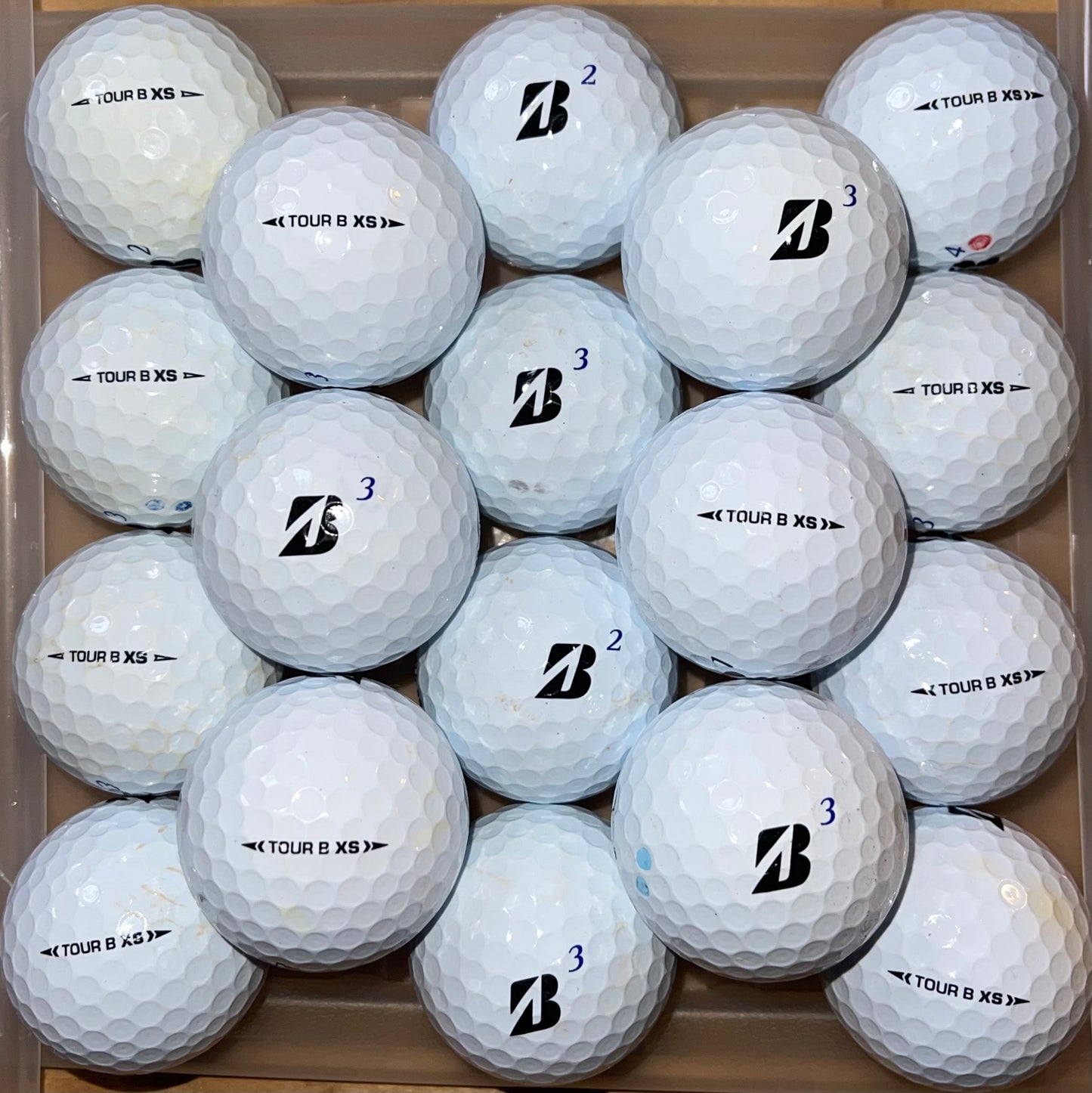 Bridgestone Tour BXS